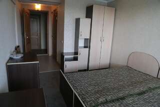 Отель Гостиница Аист Тирасполь Двухместный номер с 2 отдельными кроватями-5