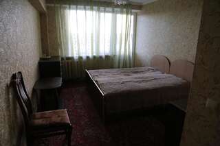 Отель Гостиница Аист Тирасполь Двухместный номер с 2 отдельными кроватями и балконом-10